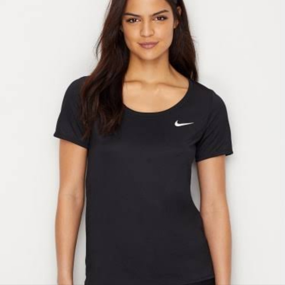 Nike Women's DRI-FIT Top | ☆NWOT☆Black•Size M